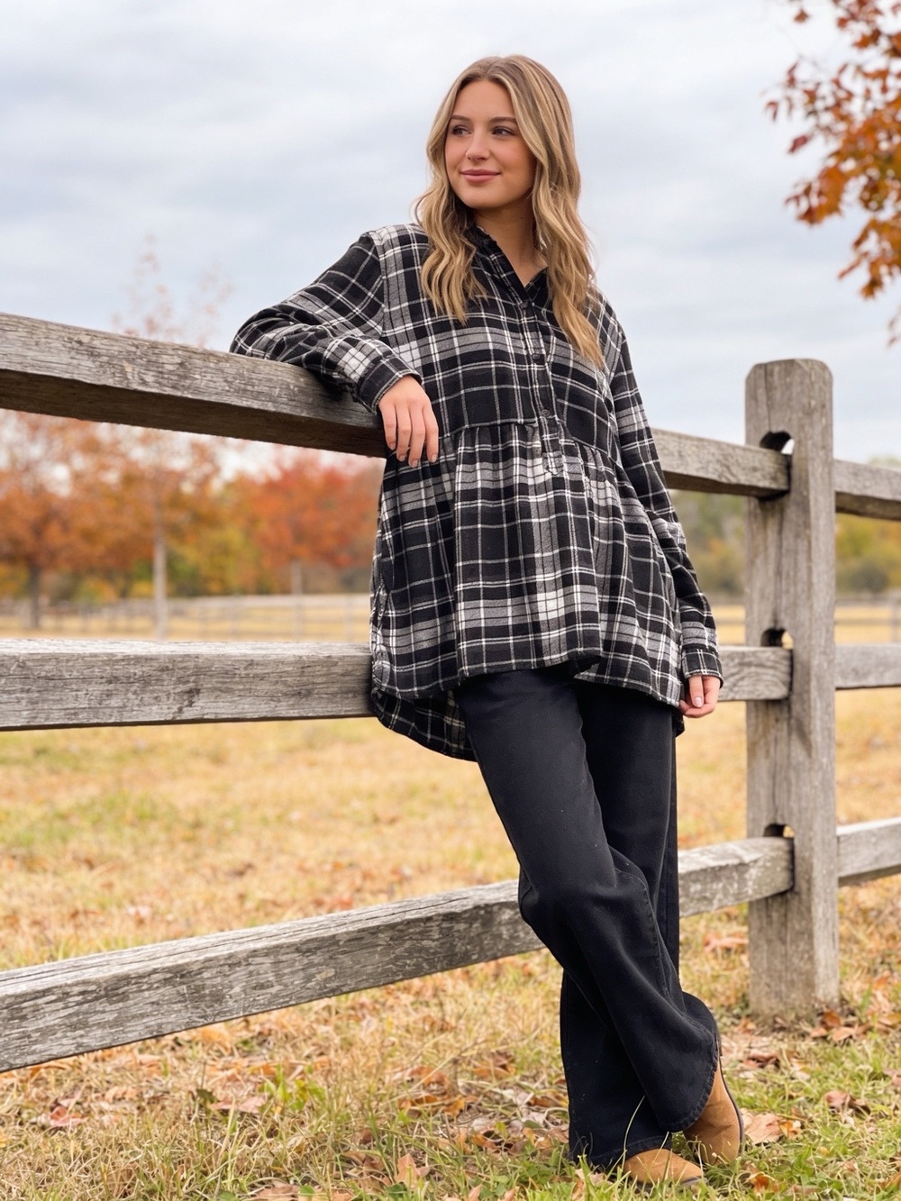 American Eagle Black and White Plaid Tunic Babydoll Blouse Size M